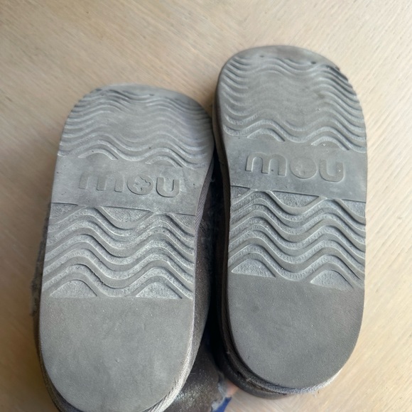 Mou Brown and Gray Moccasin Slippers - Picture 9 of 10